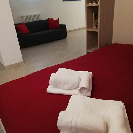 Seagull Sea & Airport * Bari