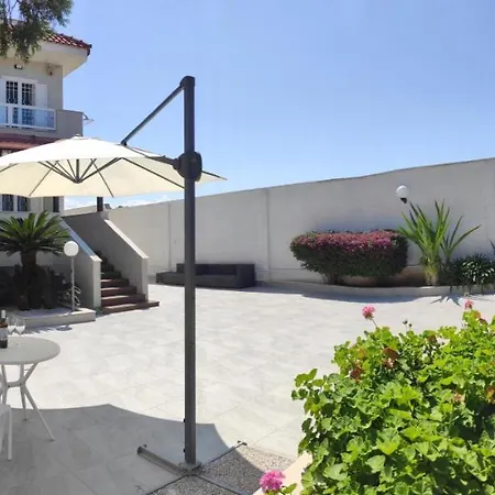 Seagull Sea & Airport Bari