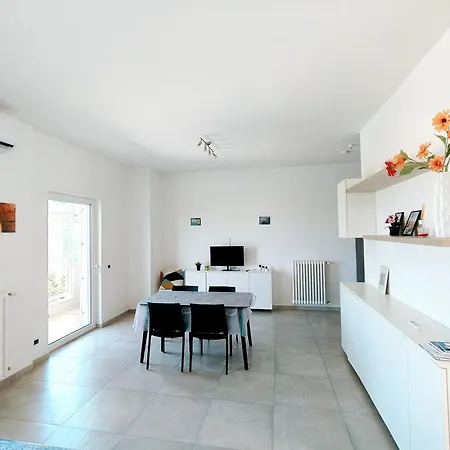 Appartement Seagull Sea & Airport *