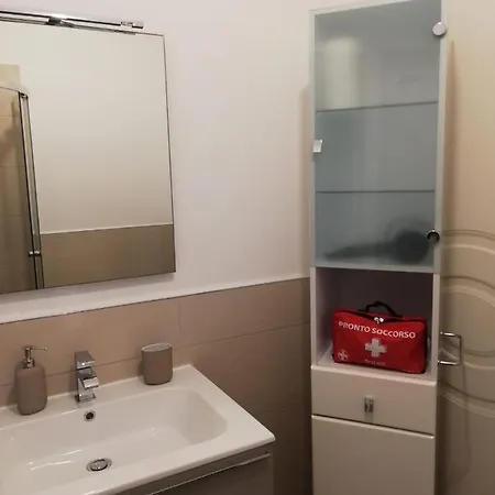 Seagull Sea & Airport *