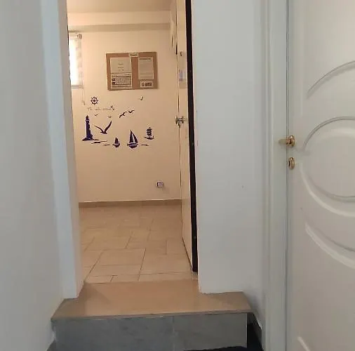 Seagull Sea & Airport Apartment *