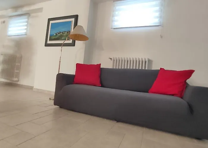 Seagull Sea & Airport *