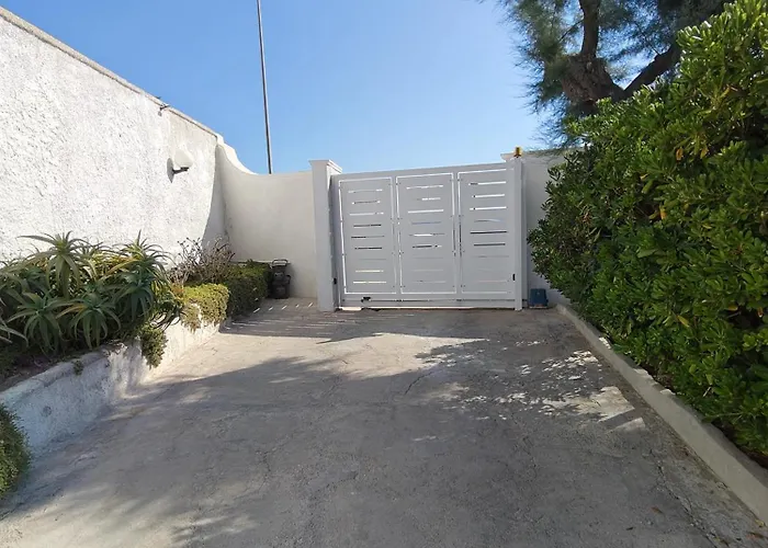 Apartment Seagull Sea & Airport